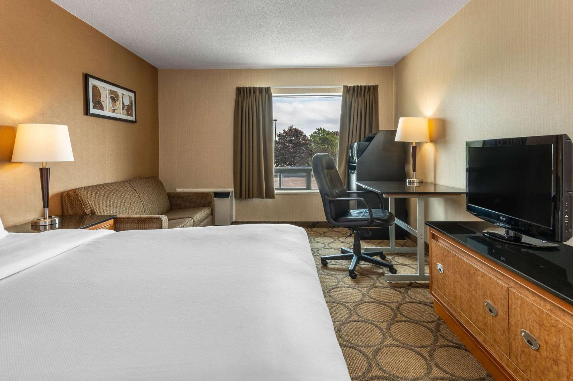 Comfort Inn Pickering Exteriér fotografie